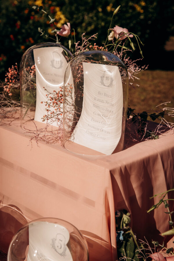 Cloche verre pour les événements et mariages par Loc'N Chic dans les Landes et le Pays basque
