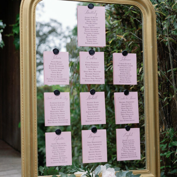 Miroir doré pour les événements et mariages par Loc'N Chic dans les Landes et le Pays basque