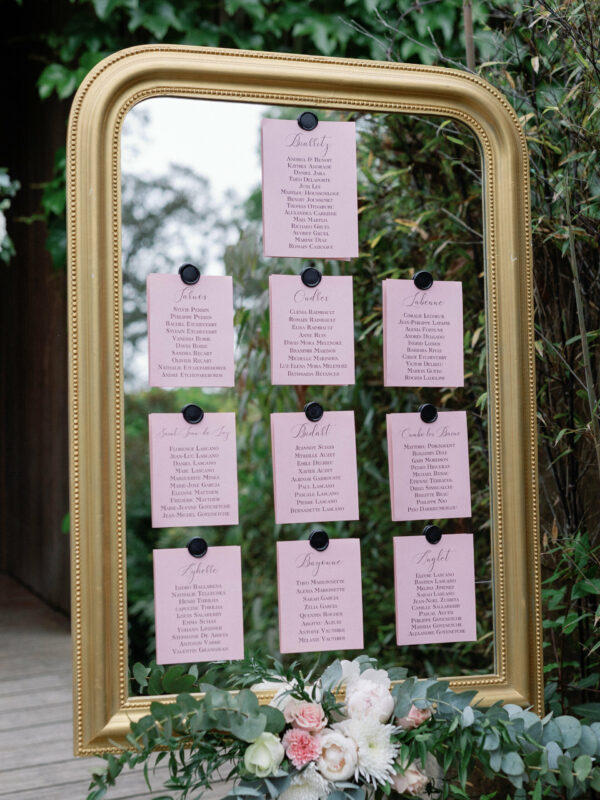 Miroir doré pour les événements et mariages par Loc'N Chic dans les Landes et le Pays basque