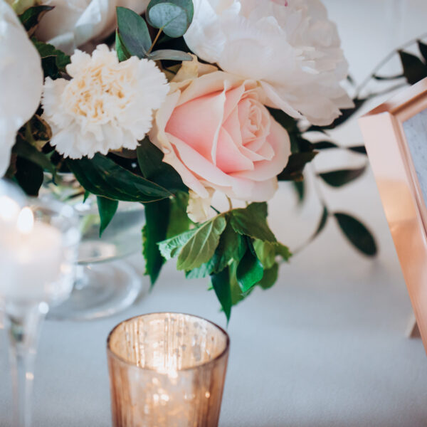 Photophore cuivré-cadre cuivré pour les événements et mariages par Loc'N Chic dans les Landes et le Pays basque