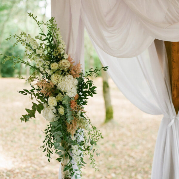 Tissus Drapé divers pour les événements et mariages par Loc'N Chic dans les Landes et le Pays basque